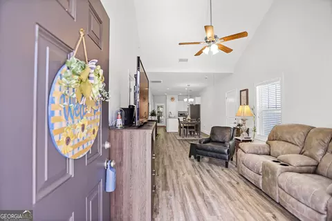 Entry Way - 101 Lenox Cir, Lagrange, GA 30241 photo 1 of 4