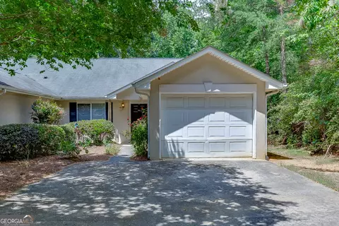 3963 Hidden Hollow Dr, Gainesville, GA 30506
