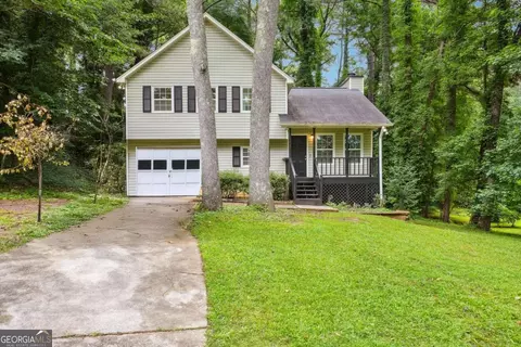 8298 Blackfoot Trl, Jonesboro, GA 30236