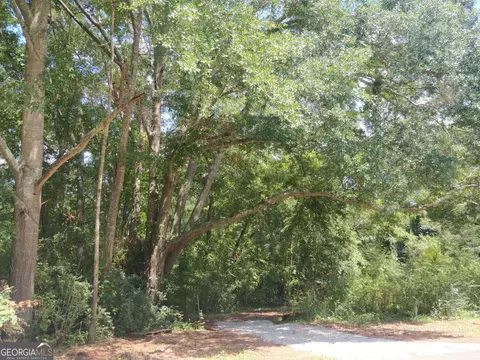 402 Poplar St, Hogansville, GA 30230