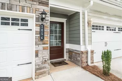 1054 Burke St, Lawrenceville, GA 30046