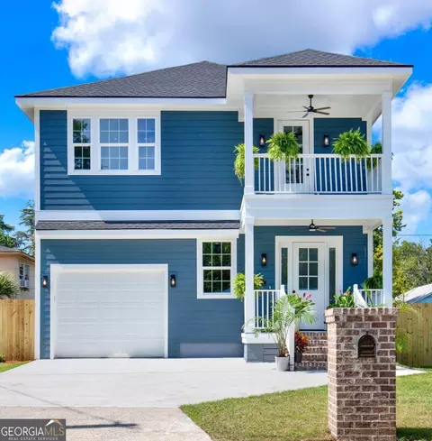 2011 E 38th St, Savannah, GA 31404