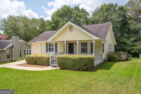 110 Stoney Brook Dr, Carrollton, GA 30116
