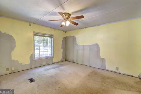 Bedroom - 231 Norfolk Dr, Hampton, GA 30228 photo 4 of 9