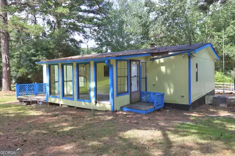 Exterior - 231 Norfolk Dr, Hampton, GA 30228 photo 5 of 7