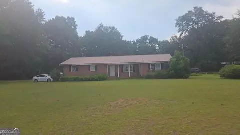 8468 Branchville Rd, Camilla, GA 31730