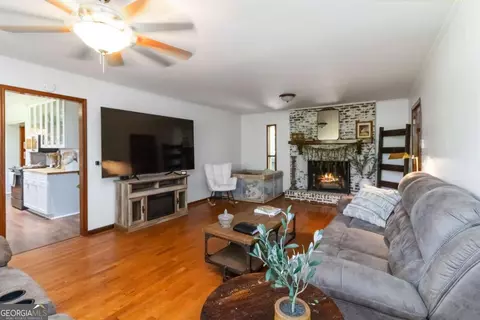 201 Westbrook Rd, Commerce, GA 30530 photo 7