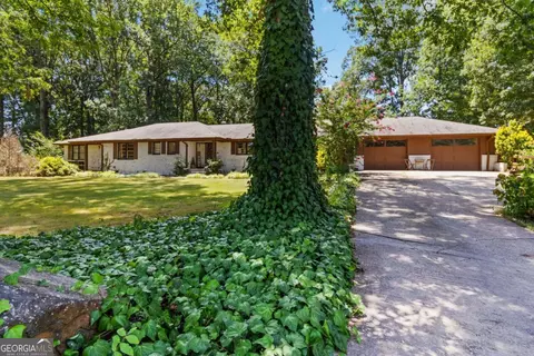 201 Westbrook Rd, Commerce, GA 30530 photo 3