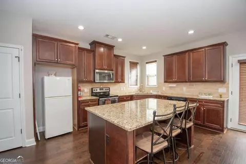 Kitchen - 379 Linman Dr, Lagrange, GA 30241 photo 1 of 4