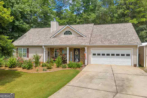 800 Evergreen Dr, Monroe, GA 30655