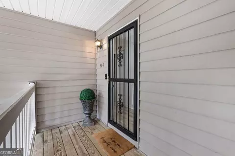 384 Teal Ct, Roswell, GA 30076