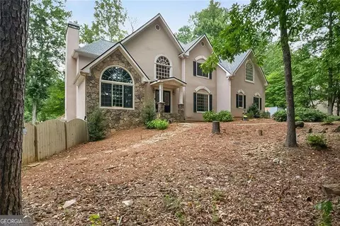 5715 Brynwood Cir NW, Acworth, GA 30101