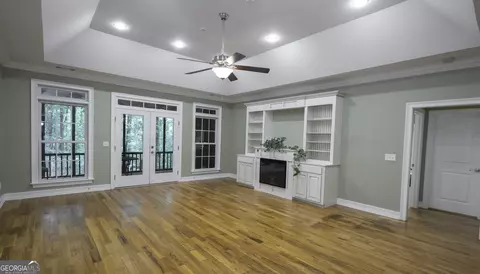 Living - 103 Stratford Pl, Lagrange, GA 30241 photo 4 of 5