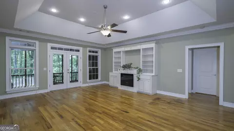 Living - 103 Stratford Pl, Lagrange, GA 30241 photo 2 of 5