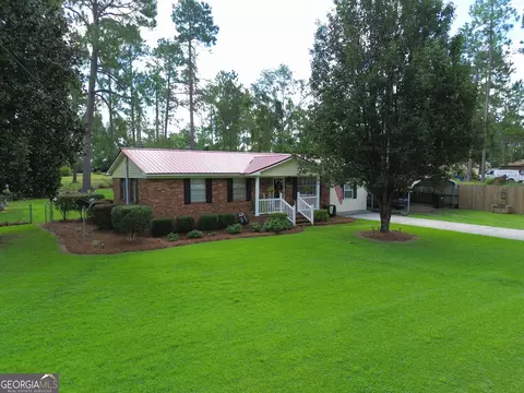 115 Anns Dr, Swainsboro, GA 30401