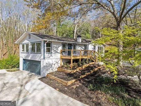 5985 Lakeside Ct, Gainesville, GA 30506