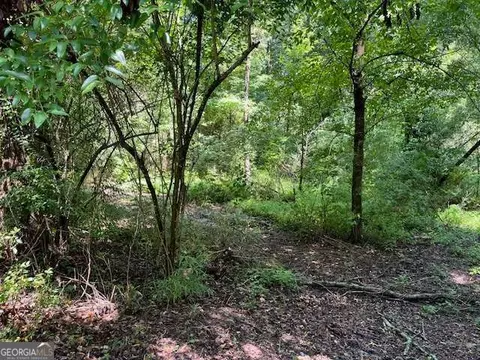 127 S Ole Hickory Trl, Carrollton, GA 30117