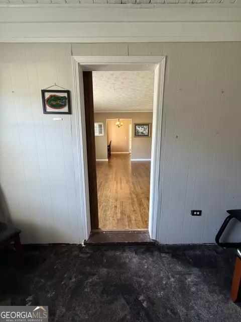 Entry Way - 109 Elm Dr, Lagrange, GA 30240 photo 2 of 4