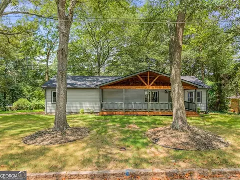 2205 Stockbridge Dr, Atlanta, GA 30316