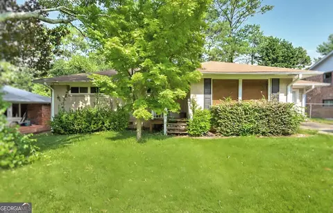 2735 Spring Dr SE, Smyrna, GA 30080