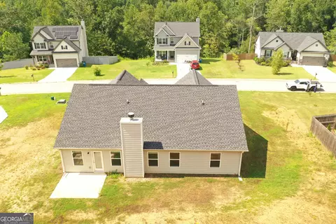1004 Soapstone Dr, Cornelia, GA 30531 photo 3
