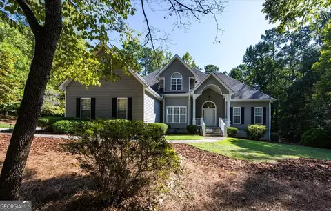 205 Sweetwater Ct, Lizella, GA 31052