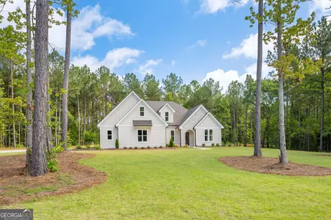 184 Flint Farms Dr, Concord, GA 30206