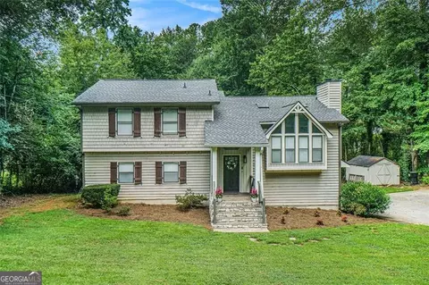 1740 Hadaway Rd, Kennesaw, GA 30152