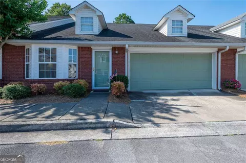 108 Mill Stone Dr, Calhoun, GA 30701