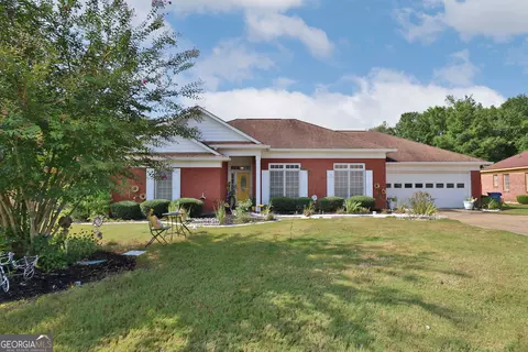 5547 Chatham Woods Dr, Columbus, GA 31907