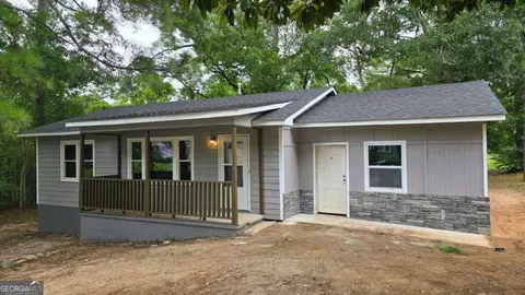 700 New St, Eatonton, GA 31024