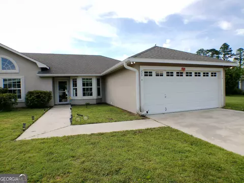 225 Royal Palms Ave, Kingsland, GA 31548