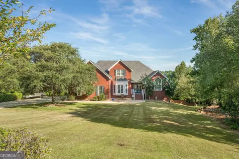 352 Hillridge Cv, Lizella, GA 31052