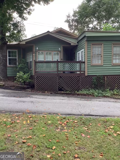 15 Rocky Ln, Cleveland, GA 30528