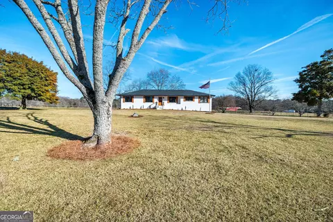 3241 Broadnax Mill Rd, Loganville, GA 30052