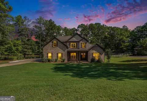 804 Eggie Ct, Mcdonough, GA 30252