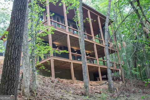 1990 Big Creek Rd, Blue Ridge, GA 30513