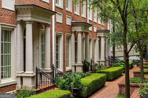 39 W Wesley Rd NW #5, Atlanta, GA 30305