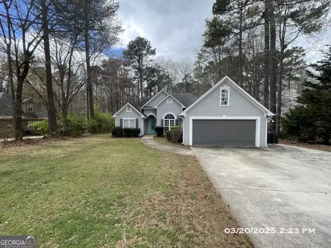 135 Flowers Dr, Covington, GA 30016