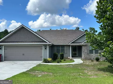 911 E 46th St, Tifton, GA 31794