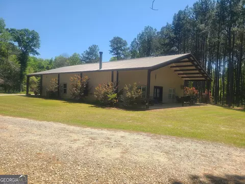 715 Perry Hwy, Hawkinsville, GA 31036