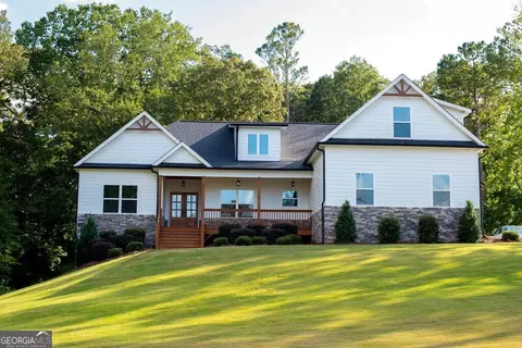 124 Pine View Dr, Williamson, GA 30292