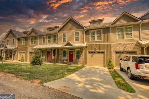 156 Smith St, Clayton, GA 30525