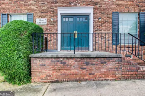 5650 Kingsport Dr, Atlanta, GA 30342