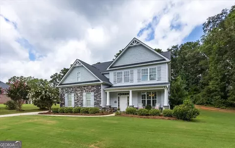 59 Oakwood Dr, Forsyth, GA 31029