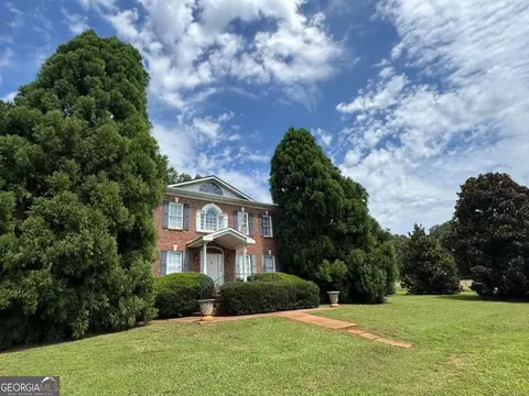 800 W Williamson Rd, Williamson, GA 30292