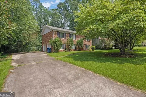 3131 Jessica Dr, Douglasville, GA 30135