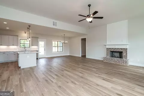 5761 W Dixie Hwy, Rutledge, GA 30663 photo 2