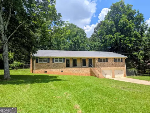 6096 Shallow Creek Ln, Douglasville, GA 30135