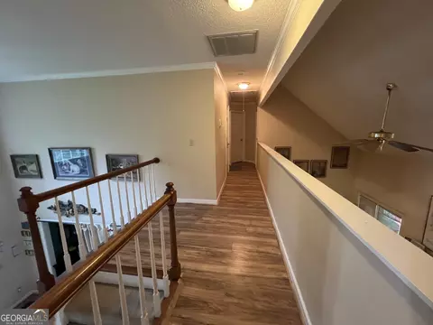 Entry Way - 114 Taylor Len Dr, Lagrange, GA 30240 photo 6 of 10